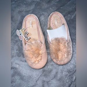 NWT Fuzzy Pink Slippers